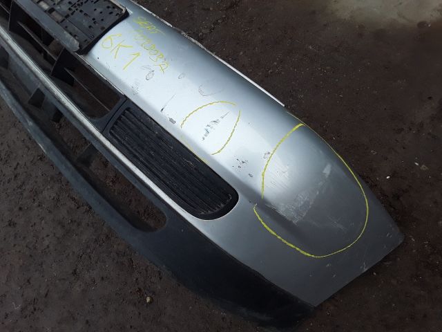 bontott SEAT CORDOBA I Első Lökhárító (Részeivel)