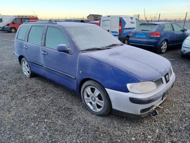 bontott SEAT CORDOBA I Felső Hűtőburkolat