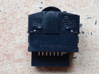 bontott SEAT CORDOBA I Fényszórómagasság Állító Kapcsoló