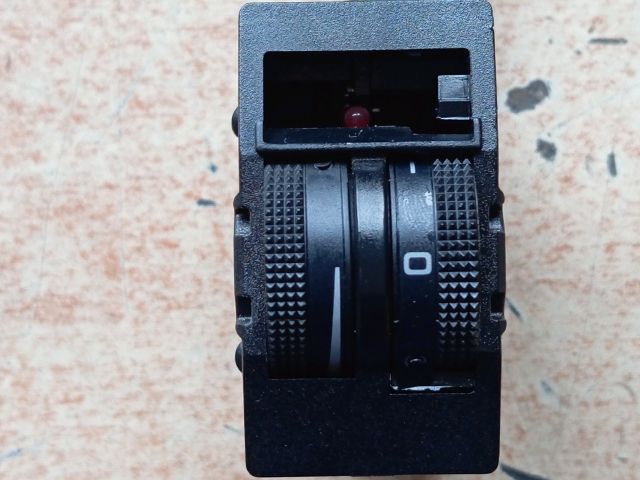 bontott SEAT CORDOBA I Fényszórómagasság Állító Kapcsoló