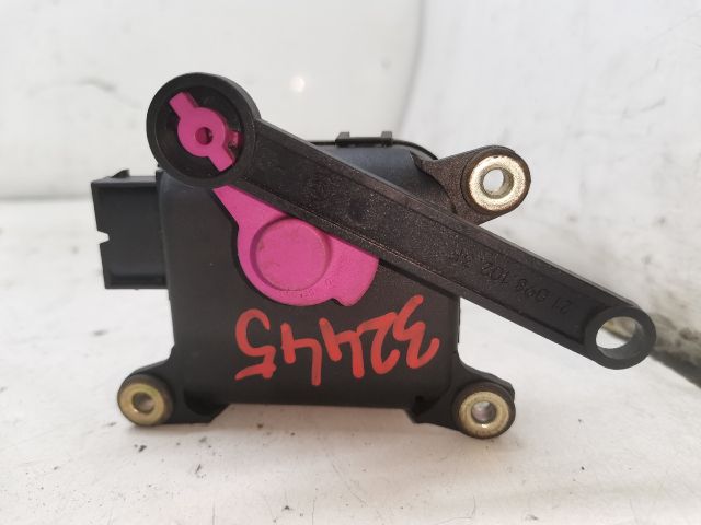 bontott SEAT CORDOBA I Fűtés Állító Motor