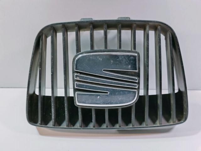 bontott SEAT CORDOBA I Hűtőrács