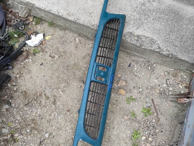 bontott SEAT CORDOBA I Hűtőrács