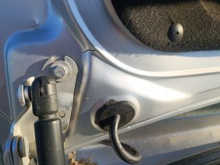 bontott SEAT CORDOBA I Jobb B Oszlop Burkolat