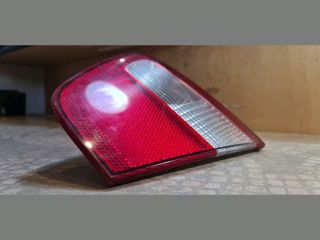 bontott SEAT CORDOBA I Jobb Belső Hátsó Lámpa