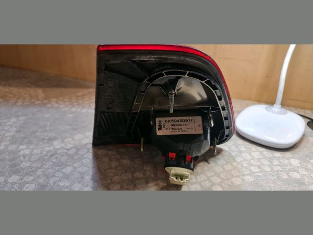 bontott SEAT CORDOBA I Jobb Belső Hátsó Lámpa