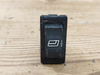 bontott SEAT CORDOBA I Jobb első Ablakemelő Kapcsoló