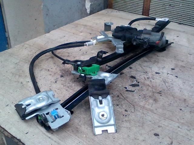 bontott SEAT CORDOBA I Jobb első Ablakemelő Szerkezet (Elektromos)