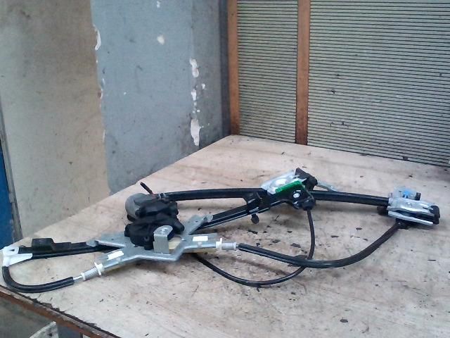 bontott SEAT CORDOBA I Jobb első Ablakemelő Szerkezet (Elektromos)