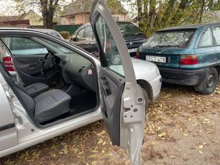 bontott SEAT CORDOBA I Jobb első Ajtó (Üres lemez)