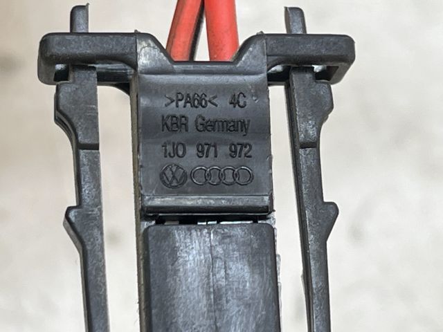 bontott SEAT CORDOBA I Jobb első Kis Hangszóró Burkolat