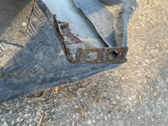 bontott SEAT CORDOBA I Jobb első Sárvédő