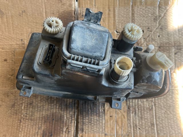 bontott SEAT CORDOBA I Jobb Fényszóró