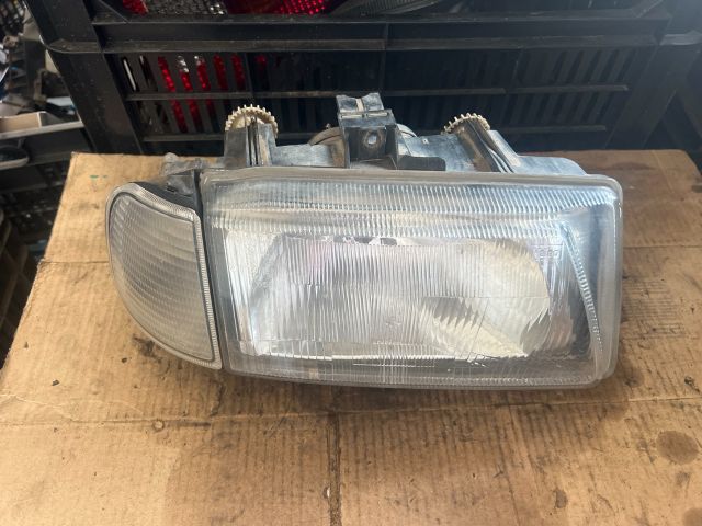 bontott SEAT CORDOBA I Jobb Fényszóró