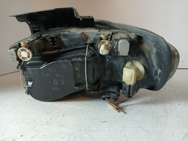 bontott SEAT CORDOBA I Jobb Fényszóró