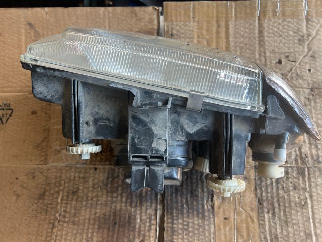 bontott SEAT CORDOBA I Jobb Fényszóró