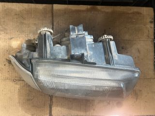 bontott SEAT CORDOBA I Jobb Fényszóró