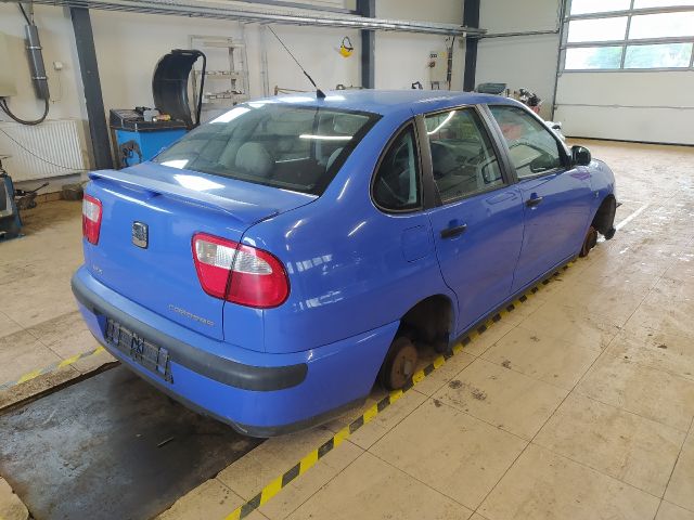 bontott SEAT CORDOBA I Jobb hátsó Ajtózár