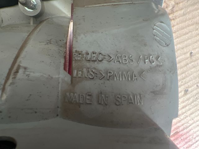 bontott SEAT CORDOBA I Jobb Hátsó Lámpa