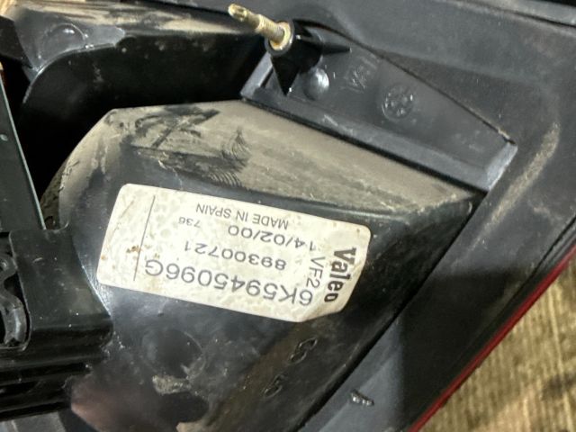 bontott SEAT CORDOBA I Jobb Külső Hátsó Lámpa