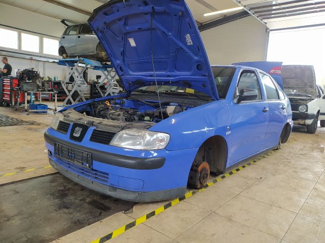 bontott SEAT CORDOBA I Komfort Elektronika