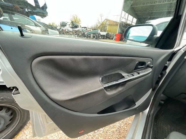 bontott SEAT CORDOBA I Középső Szellőző