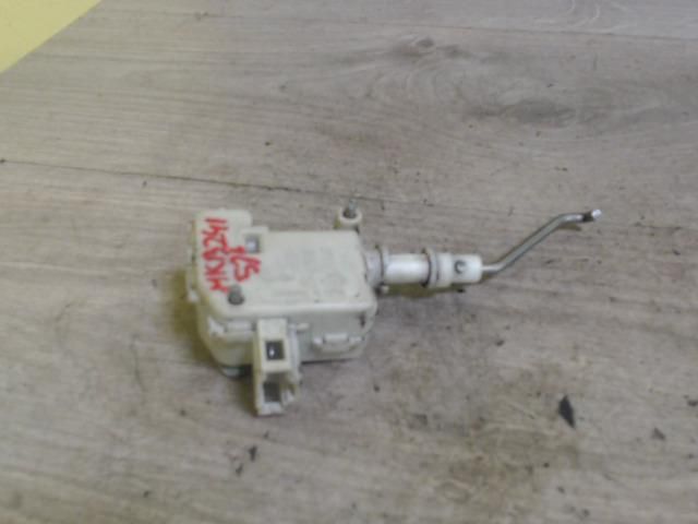 bontott SEAT CORDOBA I Központizár Motor Csomagtérajtó