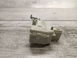 bontott SEAT CORDOBA I Központizár Motor Csomagtérajtó