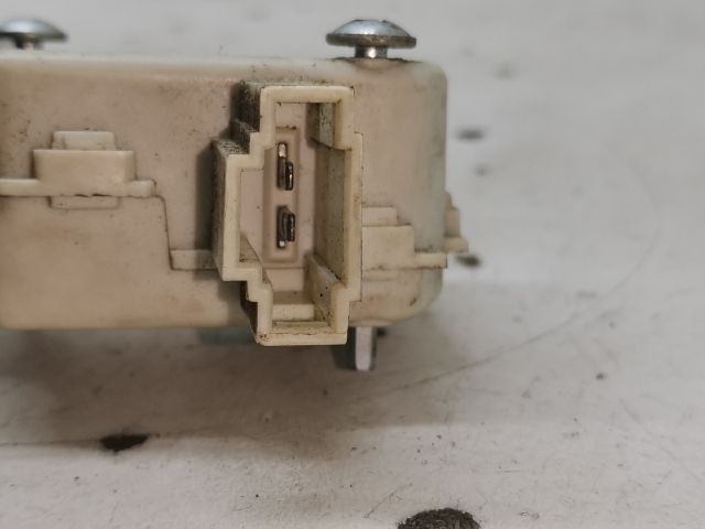 bontott SEAT CORDOBA I Központizár Motor Tankajtó