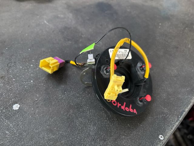 bontott SEAT CORDOBA I Légzsák Átvezető Szalagkábel