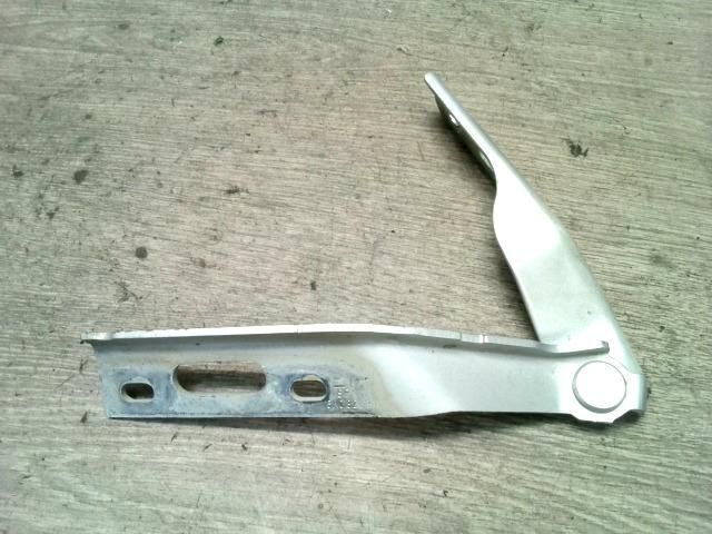 bontott SEAT CORDOBA I Motorháztető Bal Zsanér