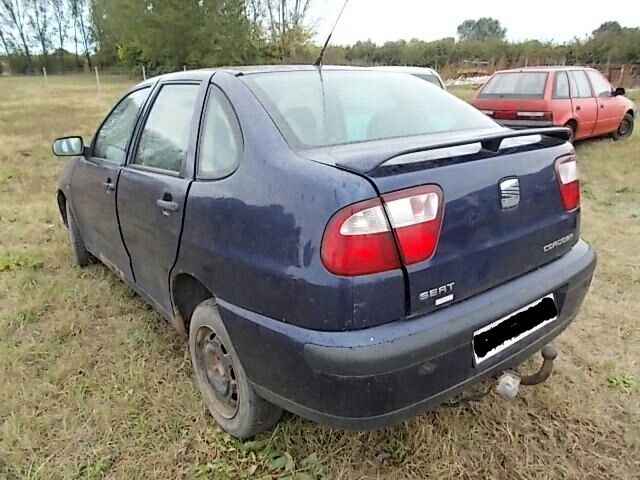 bontott SEAT CORDOBA I Motorháztető Kitámasztó Rúd