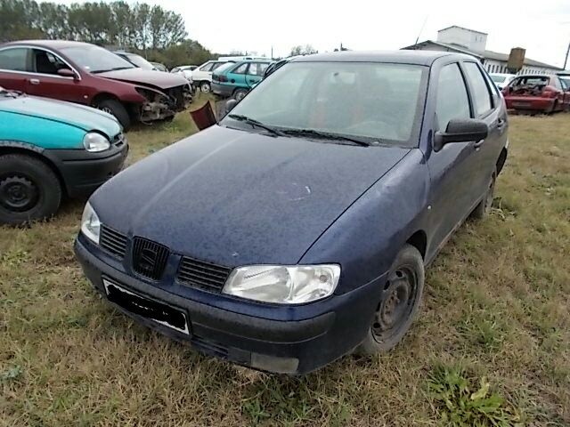 bontott SEAT CORDOBA I Motorháztető Kitámasztó Rúd