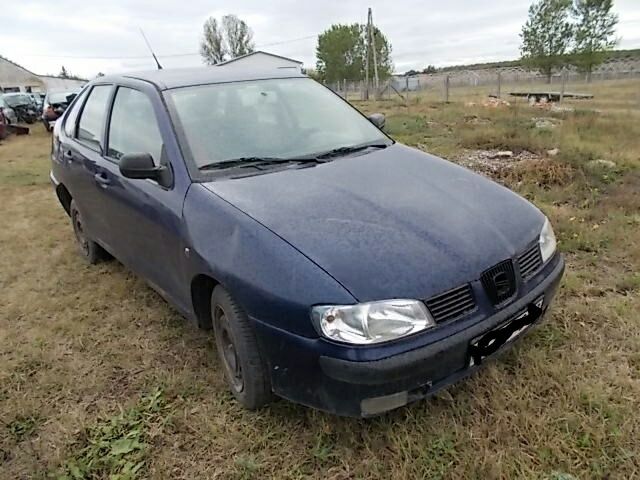 bontott SEAT CORDOBA I Motorháztető Kitámasztó Rúd