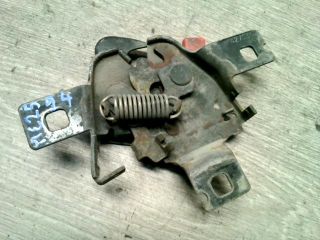 bontott SEAT CORDOBA I Motorháztető Zárszerkezet