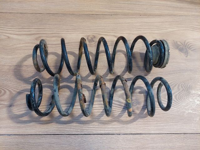 bontott SEAT CORDOBA II Hátsó Rugó Pár