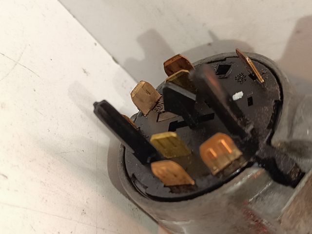 bontott SEAT CORDOBA II Gyújtáskapcsoló