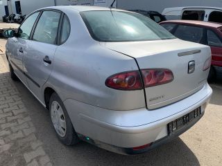 bontott SEAT CORDOBA II Bal hátsó Rugó