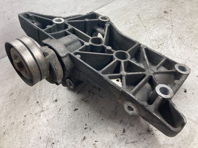 bontott SEAT CORDOBA II Generátor Tartó Bak