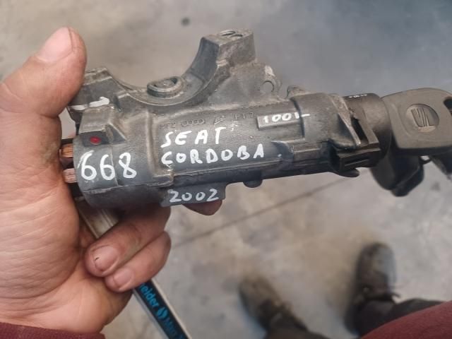 bontott SEAT CORDOBA II Gyújtáskapcsoló
