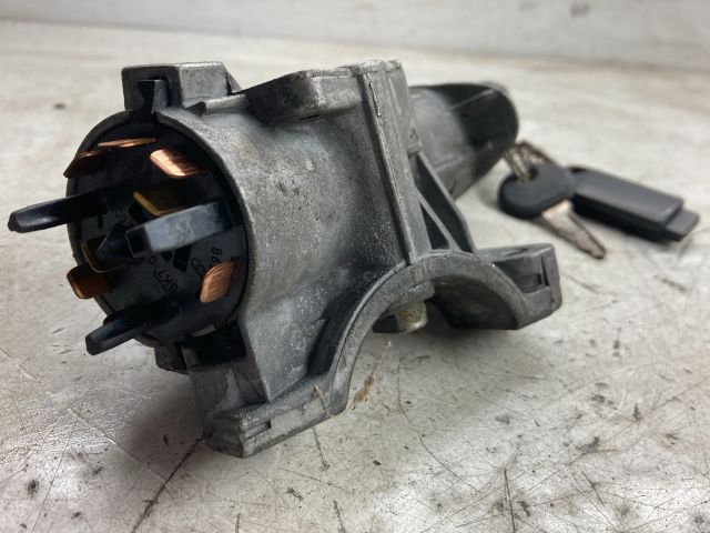 bontott SEAT CORDOBA II Gyújtáskapcsoló