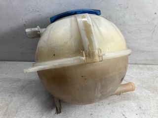 bontott SEAT CORDOBA II Kiegyenlítő Tartály