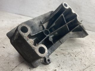 bontott SEAT CORDOBA II Motor Tartó Bak (Pozíciófüggetlen)