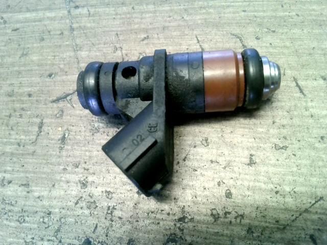 bontott SEAT CORDOBA II Porlasztó (1 db)