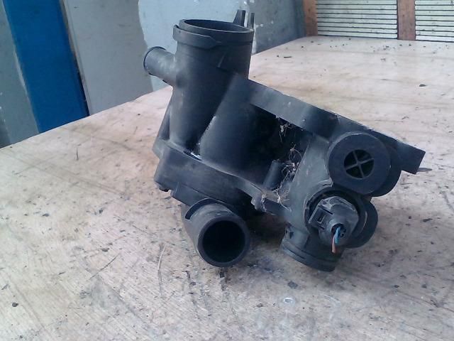 bontott SEAT CORDOBA II Termosztátház