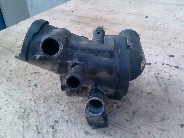 bontott SEAT CORDOBA II Termosztátház