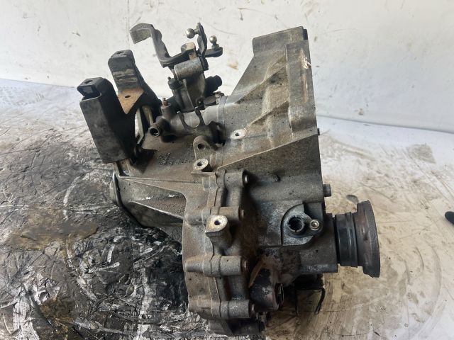 bontott SEAT CORDOBA II Váltó (Mechanikus)