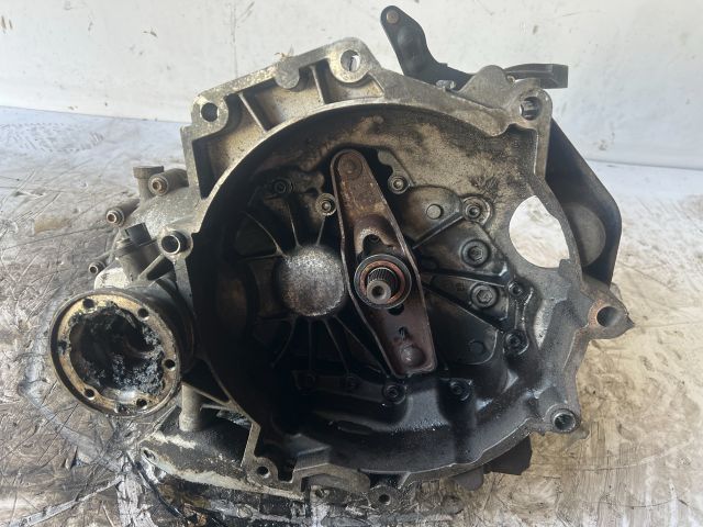 bontott SEAT CORDOBA II Váltó (Mechanikus)