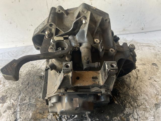 bontott SEAT CORDOBA II Váltó (Mechanikus)