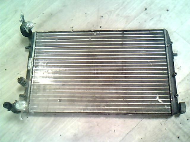 bontott SEAT CORDOBA II Vízhűtő Radiátor (Nem klímás)